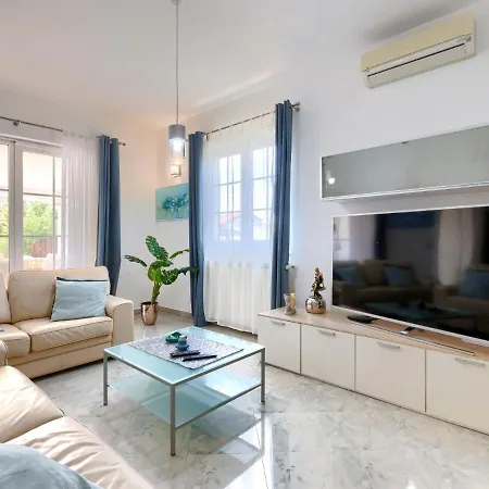 Hrvatin By Interhome Apartman