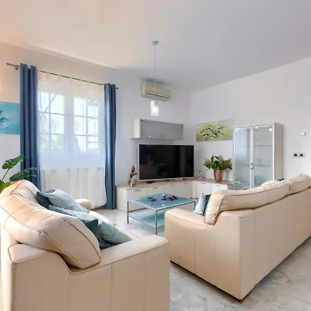 Apartman Hrvatin By Interhome Pula