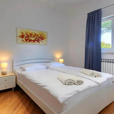 Apartman Hrvatin By Interhome *