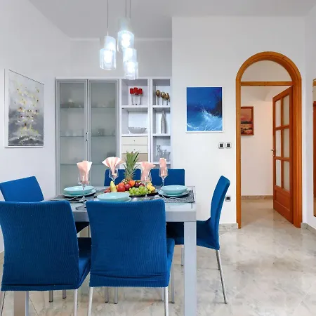 Hrvatin By Interhome شقة