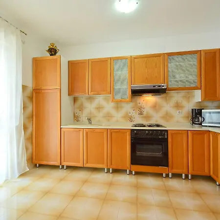 Hrvatin Apartment